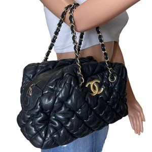 Authentic Chanel handbag classic